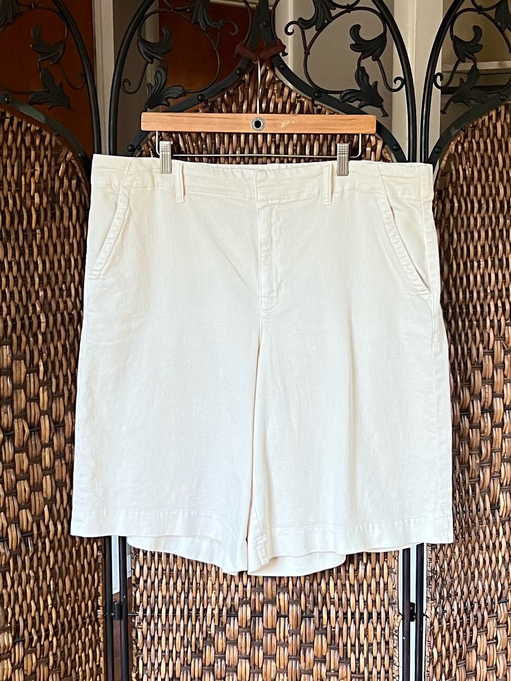 18 American Eagle Trouser Bermuda Shorts